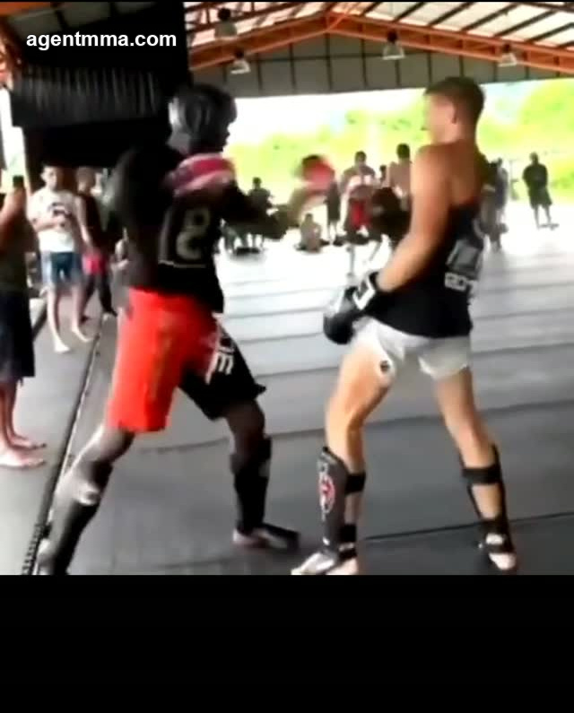 Hooker and Adesanya's City Kickboxing sparring session from 2022 still legendary among fans