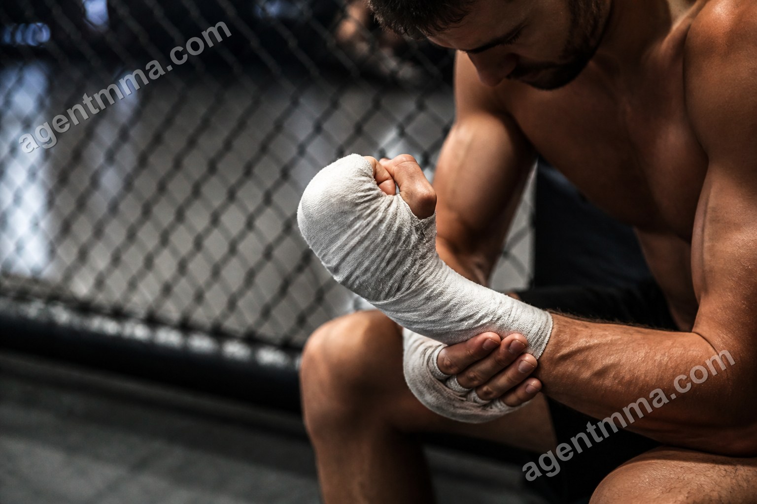 Les coudes 12-6 sont-ils légaux à l’UFC ? Règles 2026